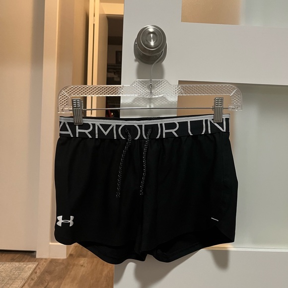 Under armour shorts - Picture 1 of 3